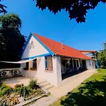 Blue Forest Retreat Διαμέρισμα Manfa