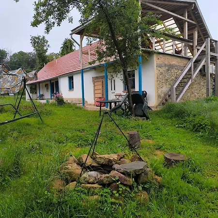 Apartamento Blue Forest Retreat Manfa