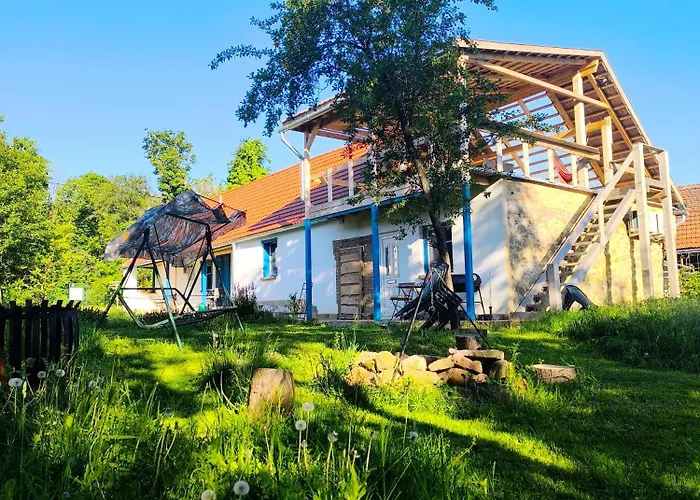 Blue Forest Retreat *